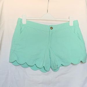 Lilly Pulitzer Buttercup Shorts!!! 💕